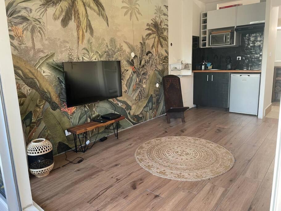 圣吉尔莱班Tropical Vibes公寓 外观 照片